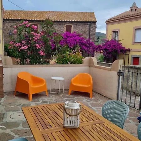 Le Petit Refuge Apartment Capraia Exterior photo
