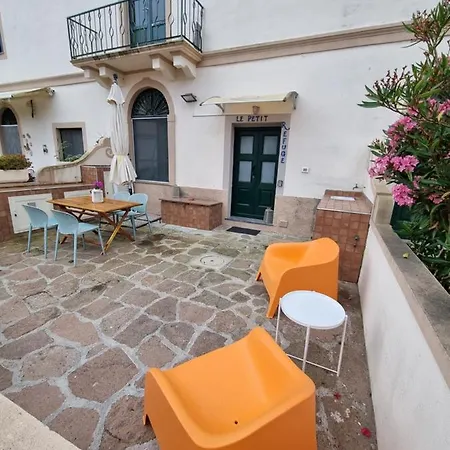 Le Petit Refuge Apartment Capraia Exterior photo